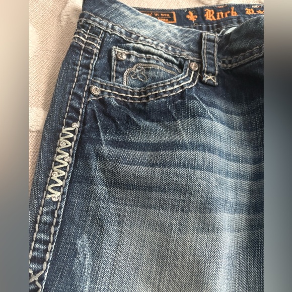 Rock Revival "Lynkai" Easy Crop Jeans - Picture 3 of 10